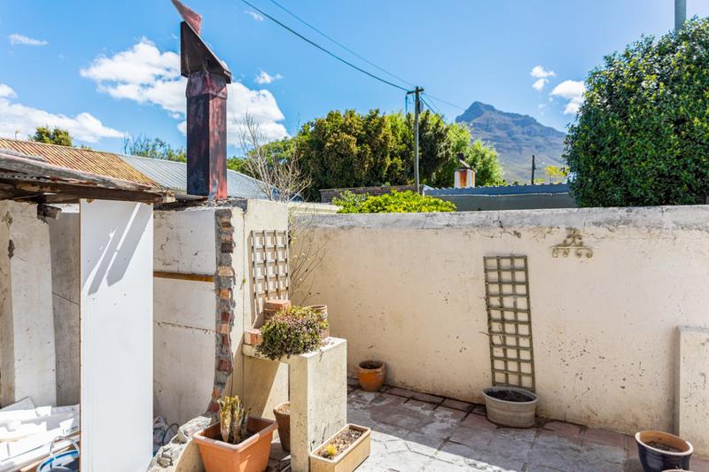 To Let 1 Bedroom Property for Rent in Observatory Western Cape